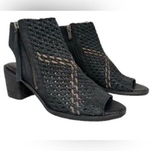 SAM EDELMAN Cooper Black with Cream Leather Weave Peep Toe Shootie Sandals 7.5